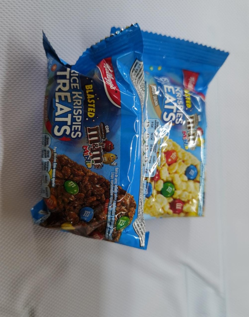 Kellogg's Blasted Rice Krispies treats con M&M'S